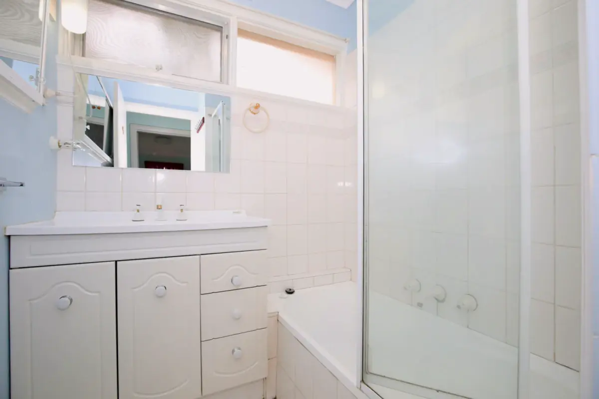 3 Bed, 1 Bath