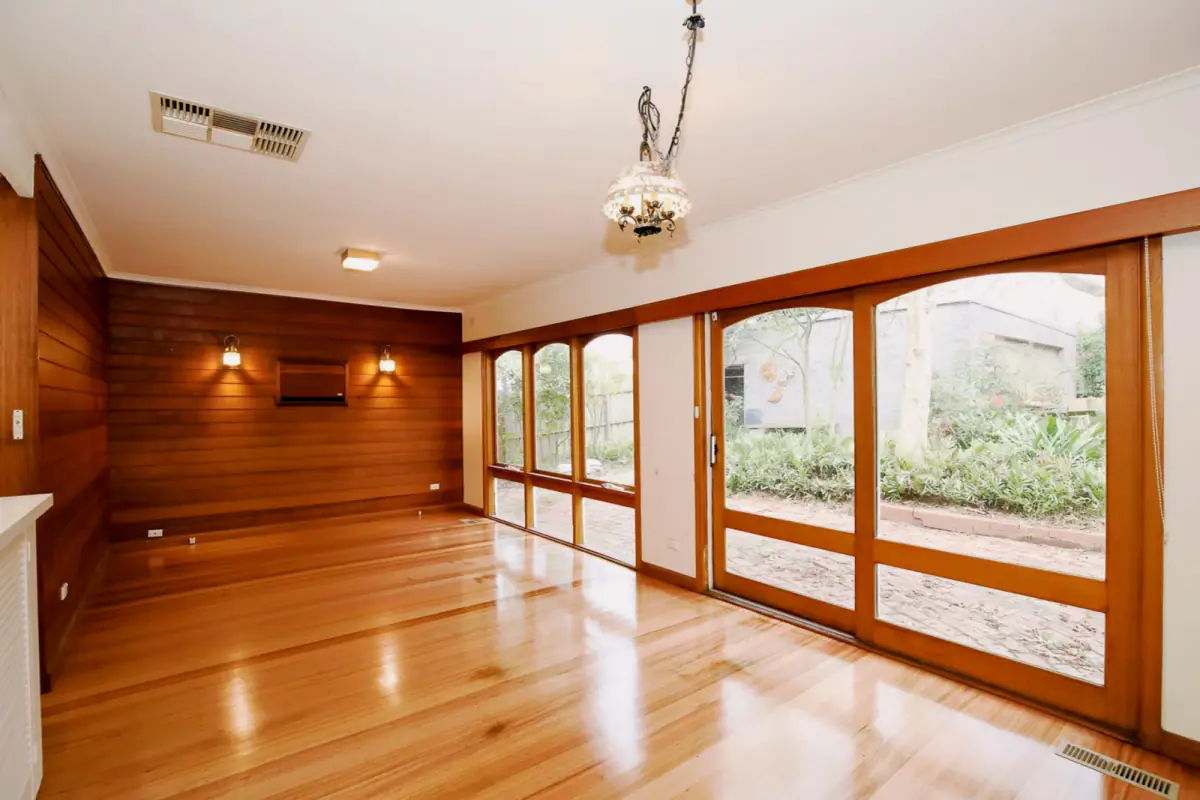 3 Bed, 1 Bath