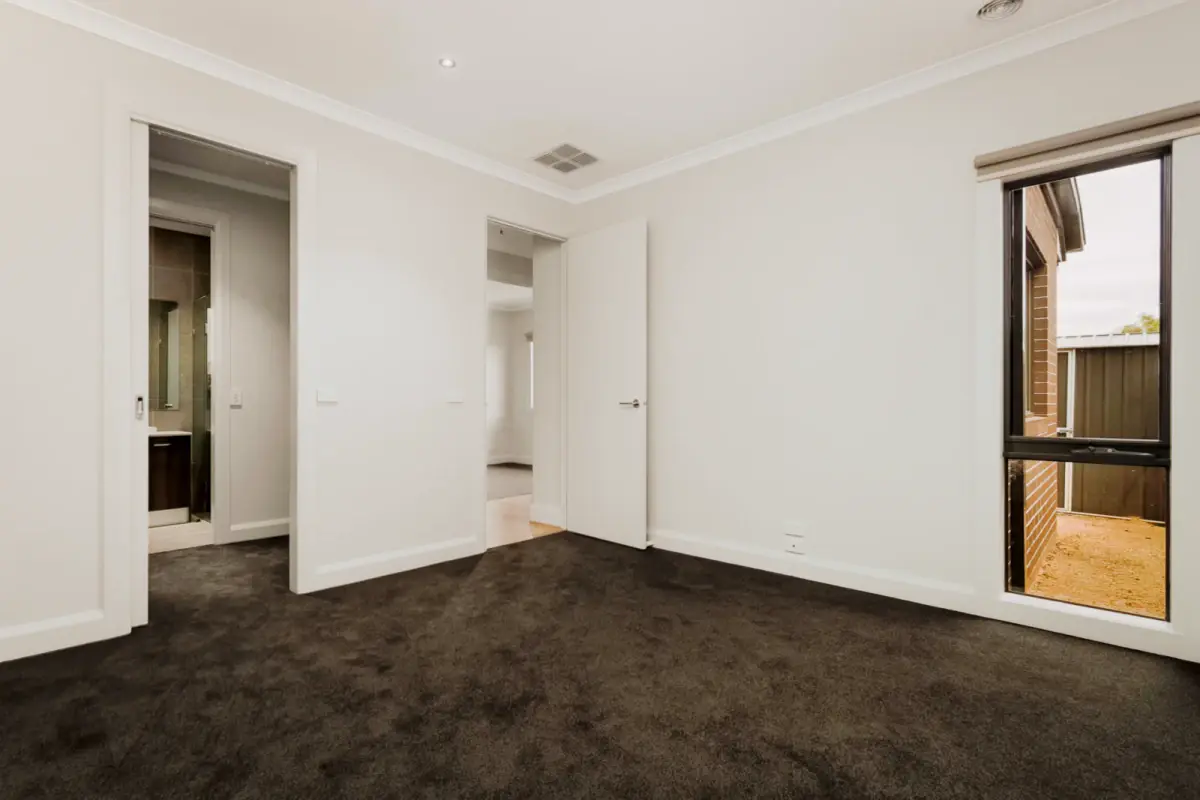 3 Bed, 2 Bath