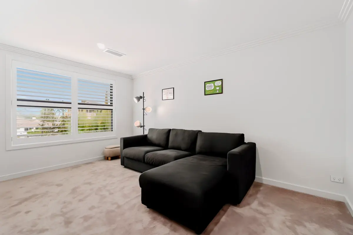 4 Bed, 3 Bath
