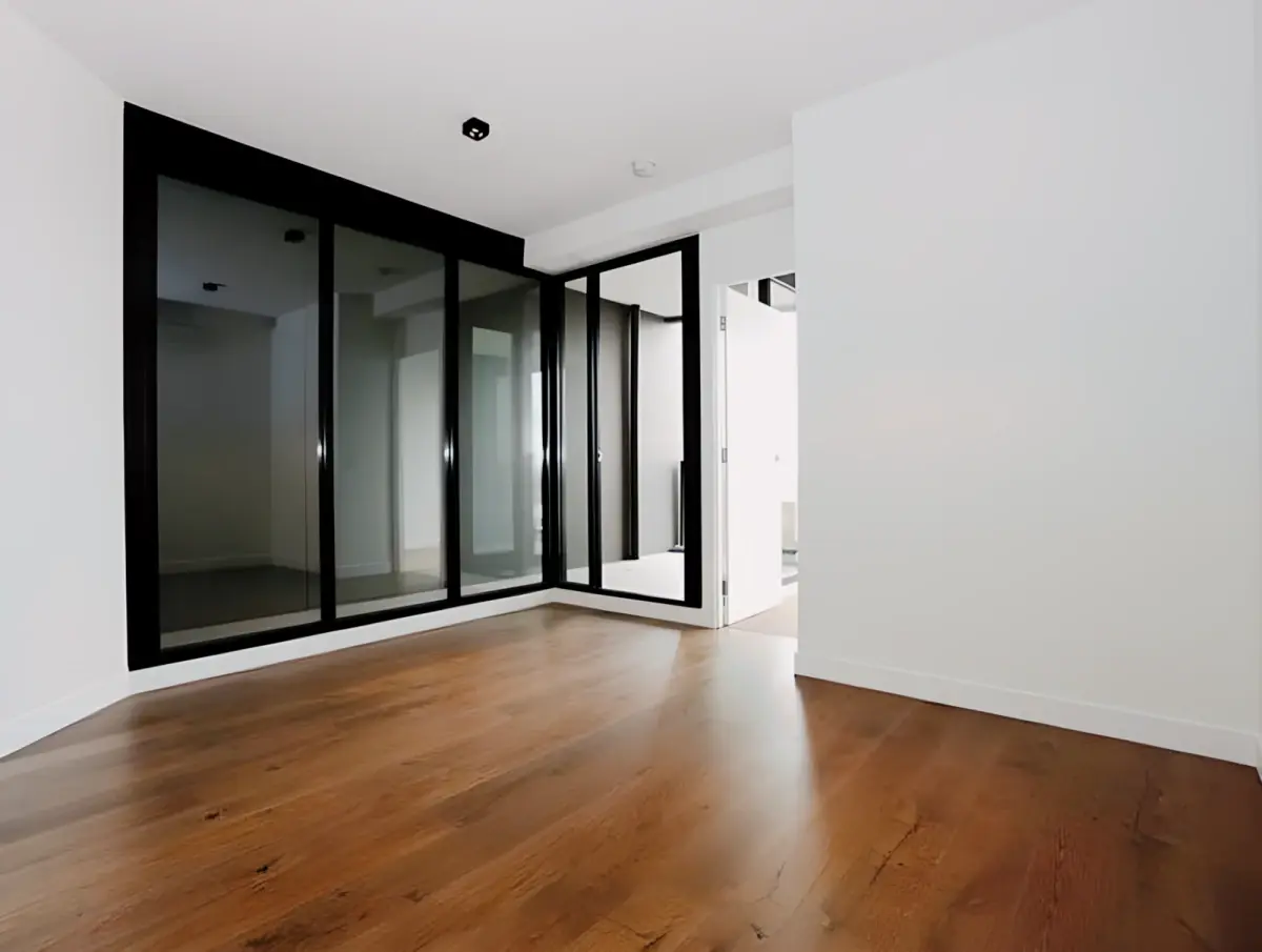 2 Rooms view 1