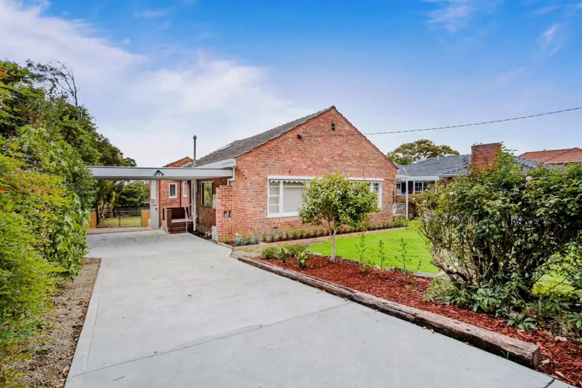 4 Bed, 2 Bath