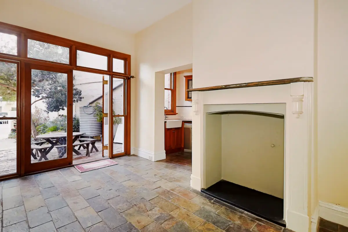 2 Bed, 1 Bath