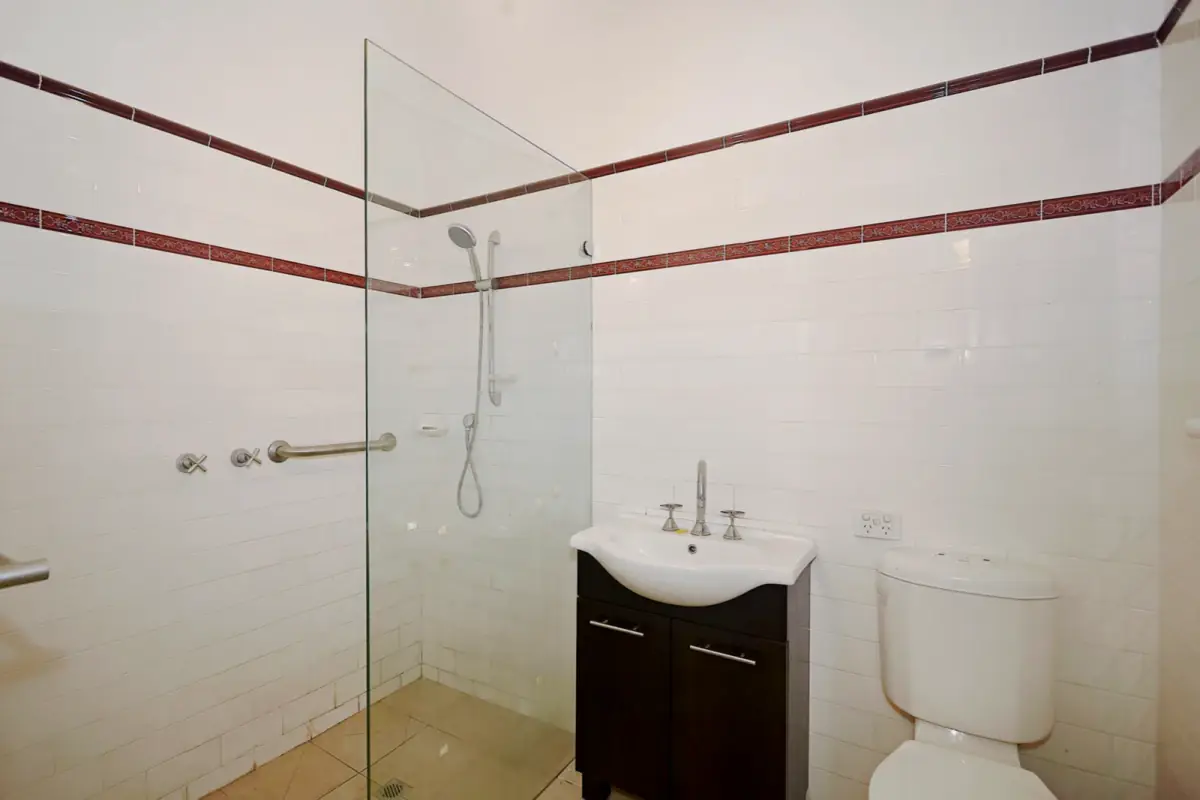 2 Bed, 1 Bath