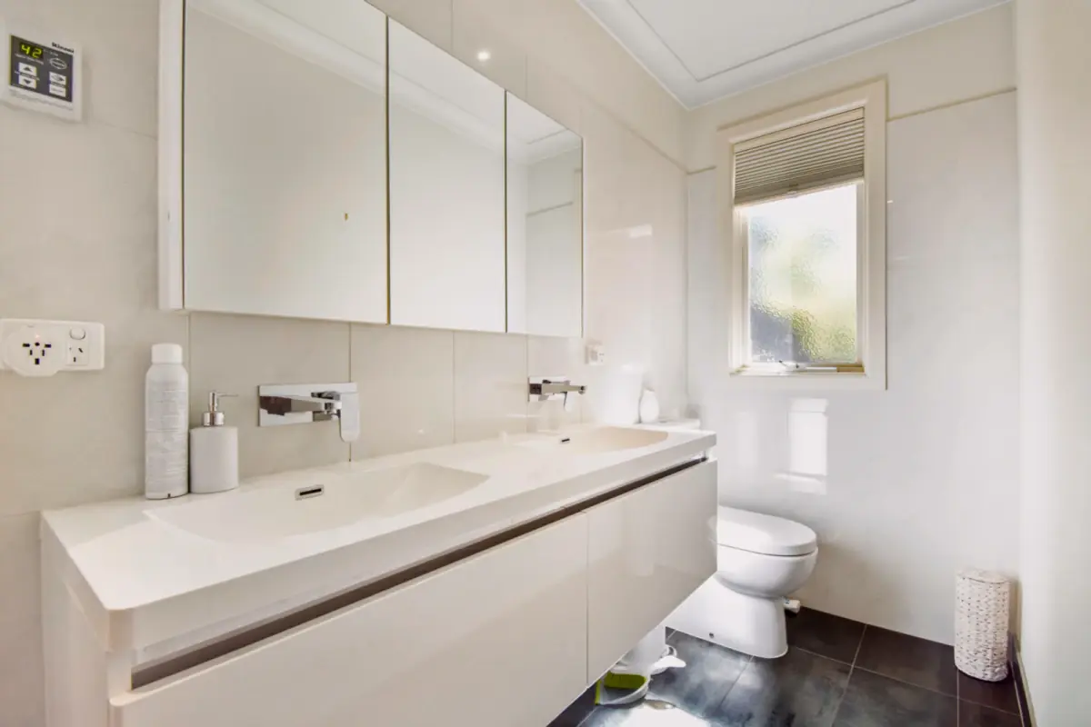 3 Bed, 2 Bath