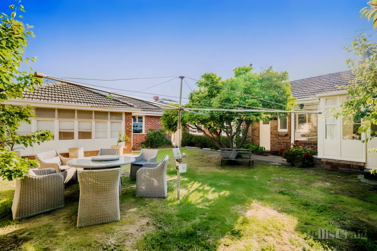 3 Bed, 1 Bath