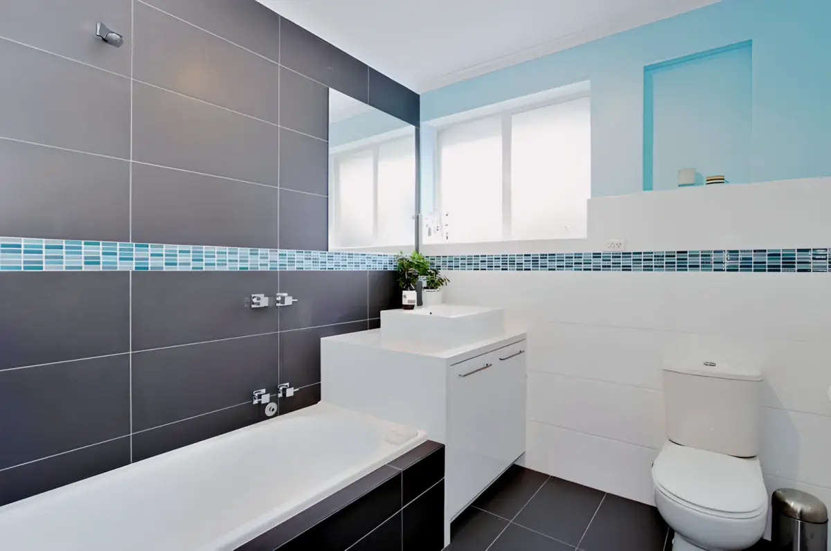 2 Bed, 1 Bath