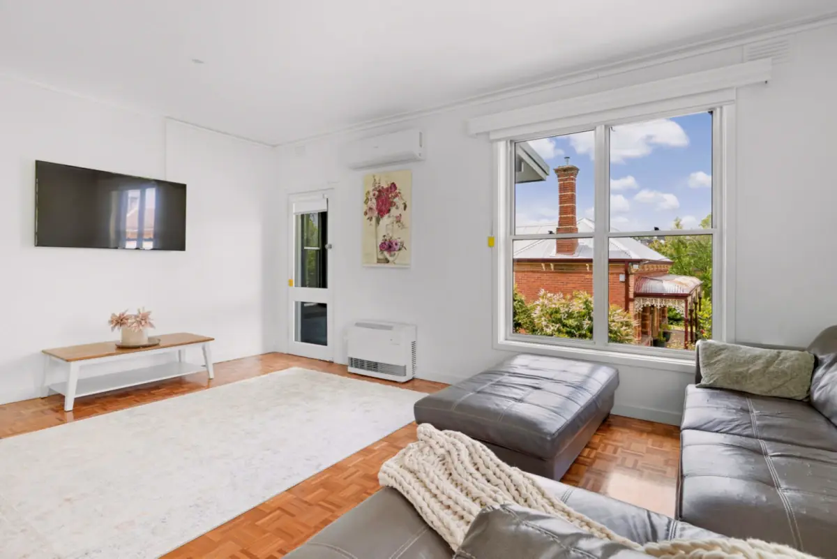 2 Bed, 1 Bath