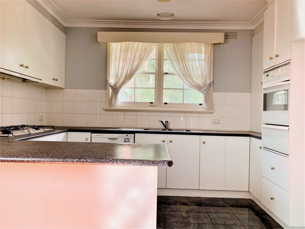 3 Bed, 1 Bath