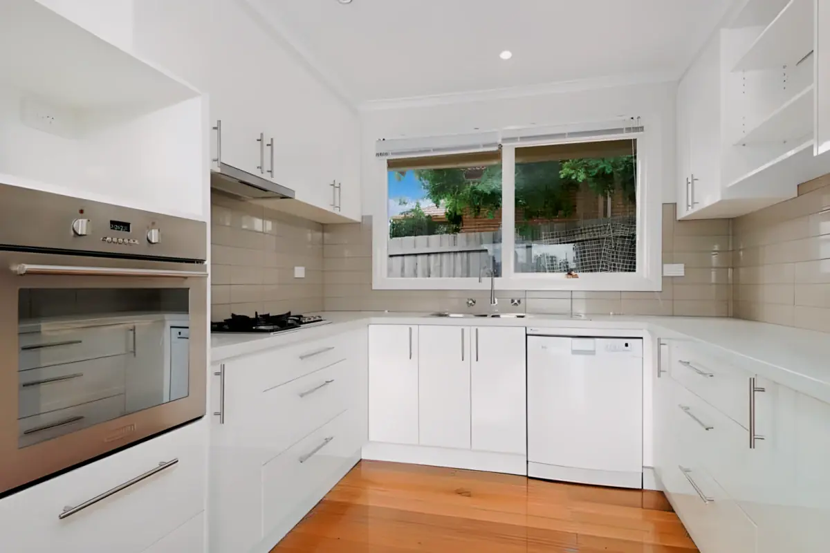 3 Bed, 1 Bath
