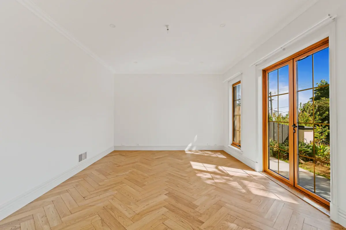 4 Bed, 3 Bath