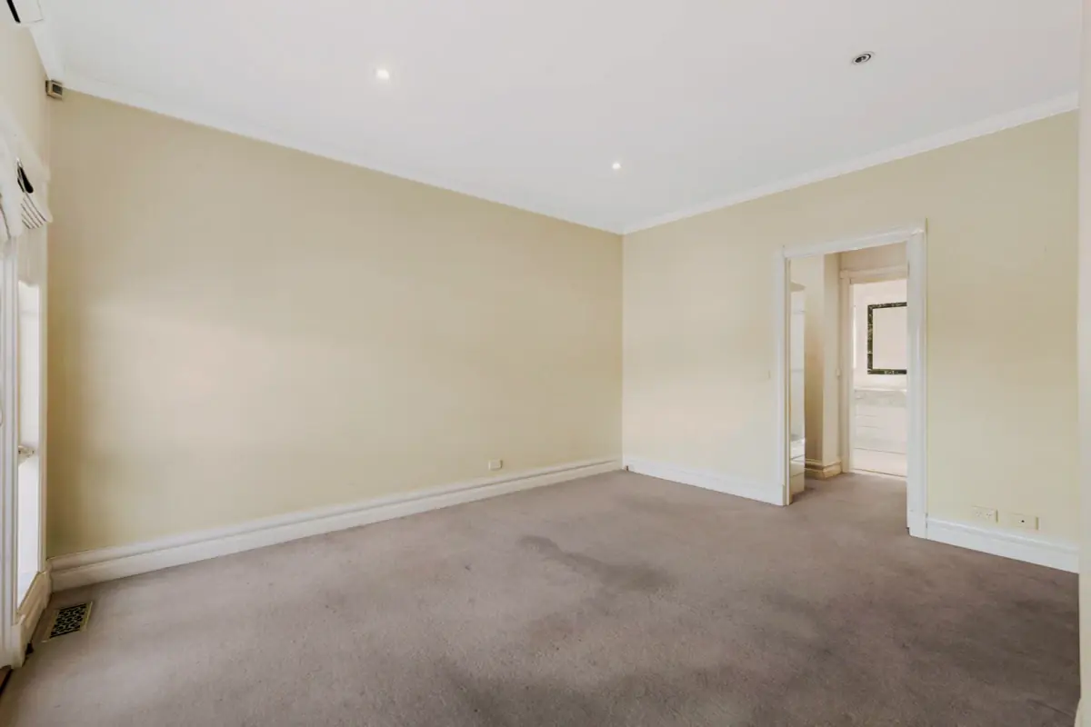 Property resident preview 4
