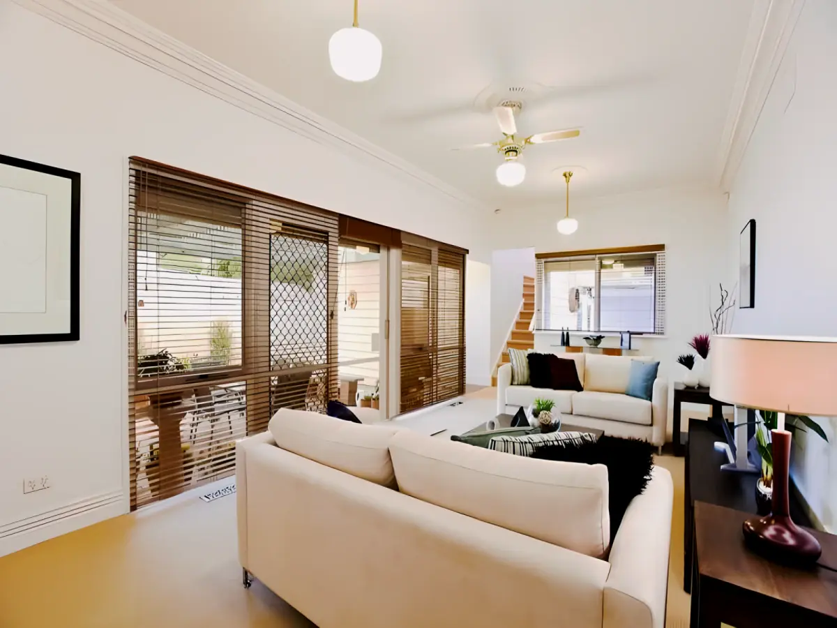 4 Bed, 3 Bath
