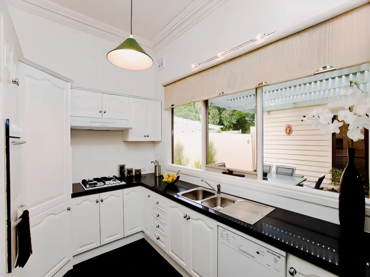 4 Bed, 3 Bath