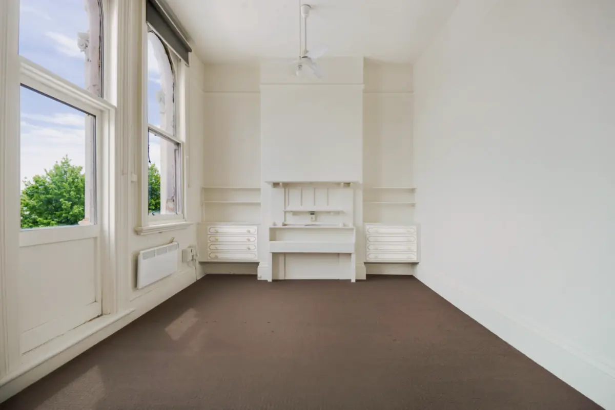 3 Bed, 1 Bath