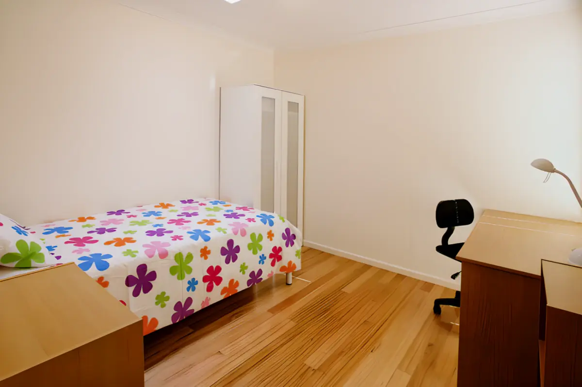 SH4 Rooms view 1