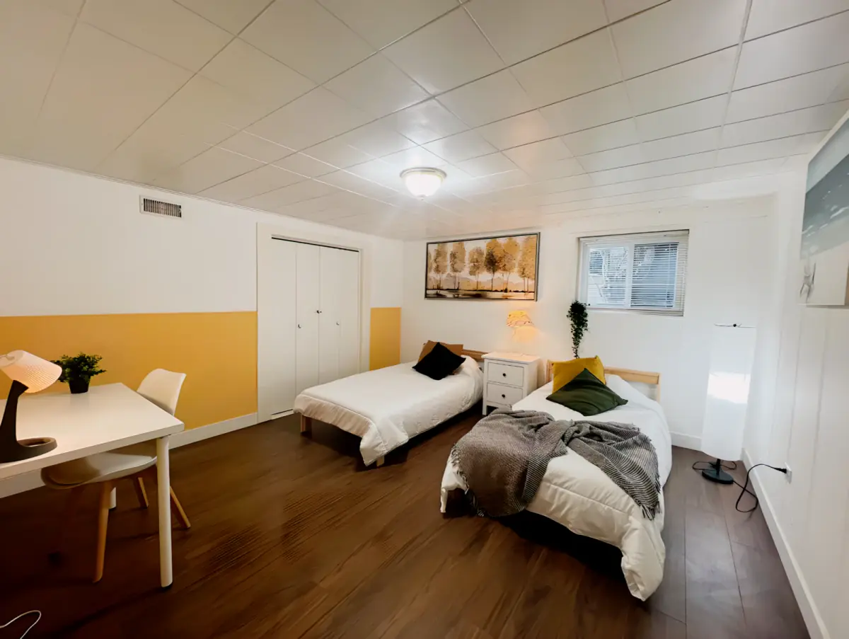 Sidney Room