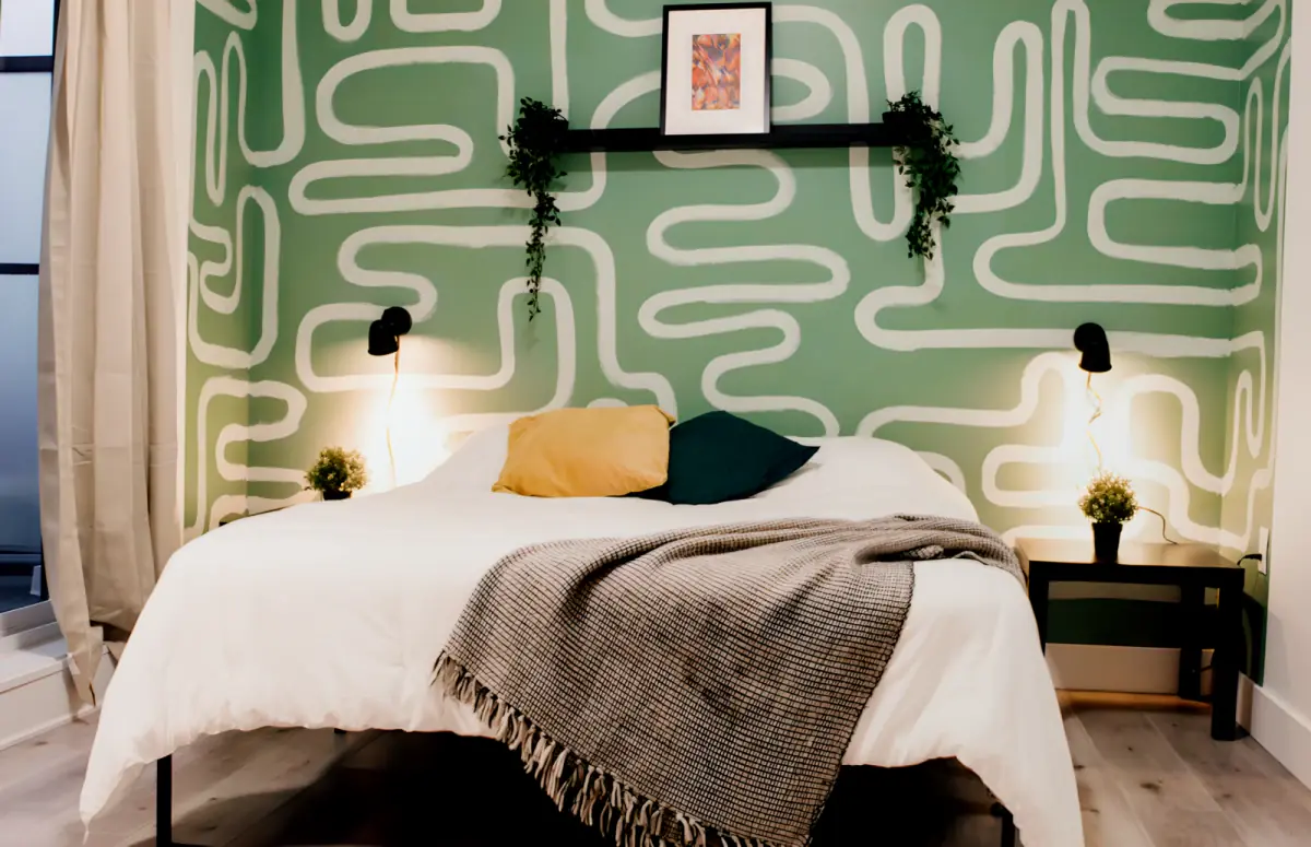 Russula Room