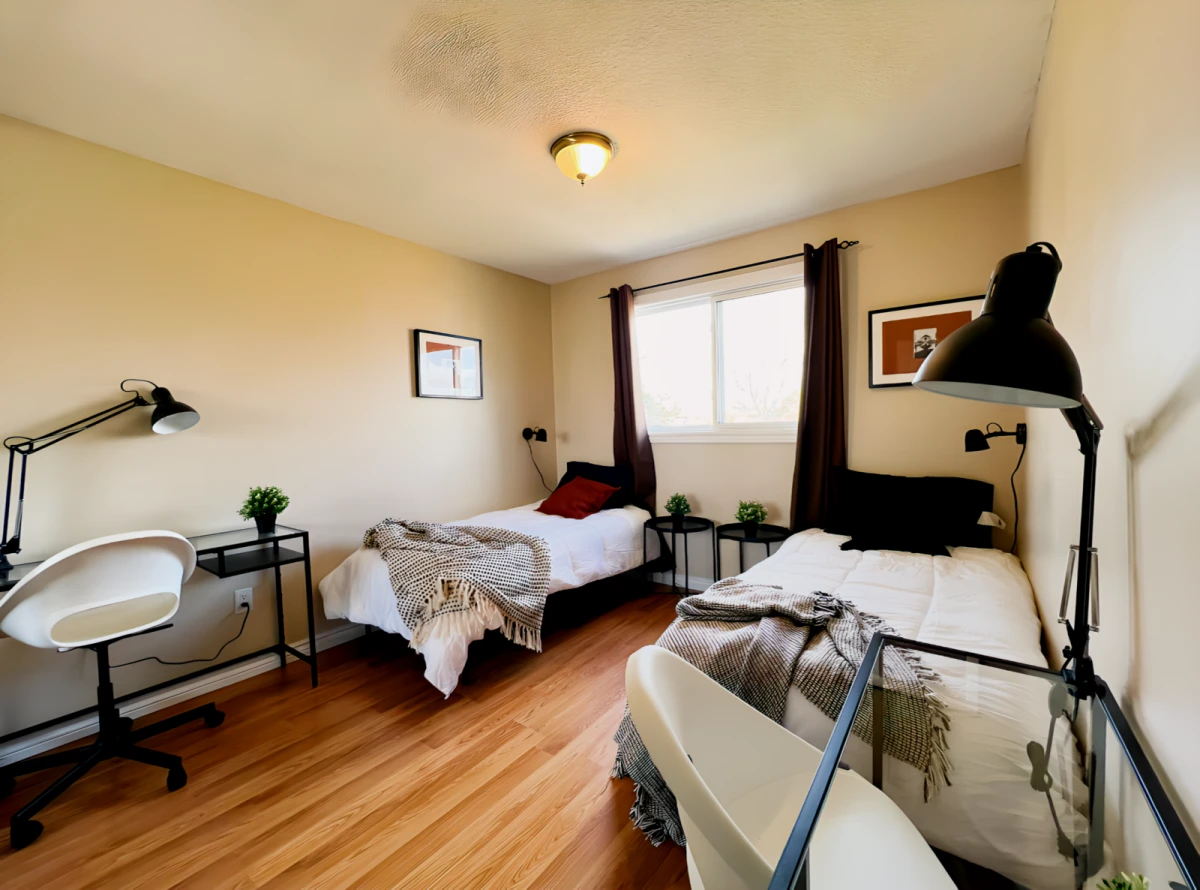 Seaside Room A - Shared