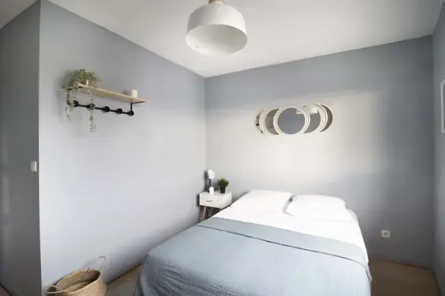 Quiet and warm room
