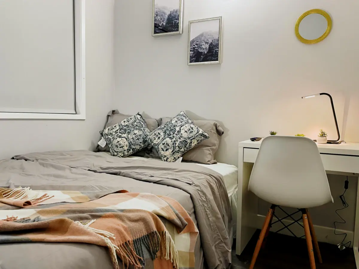 Small Deluxe Room