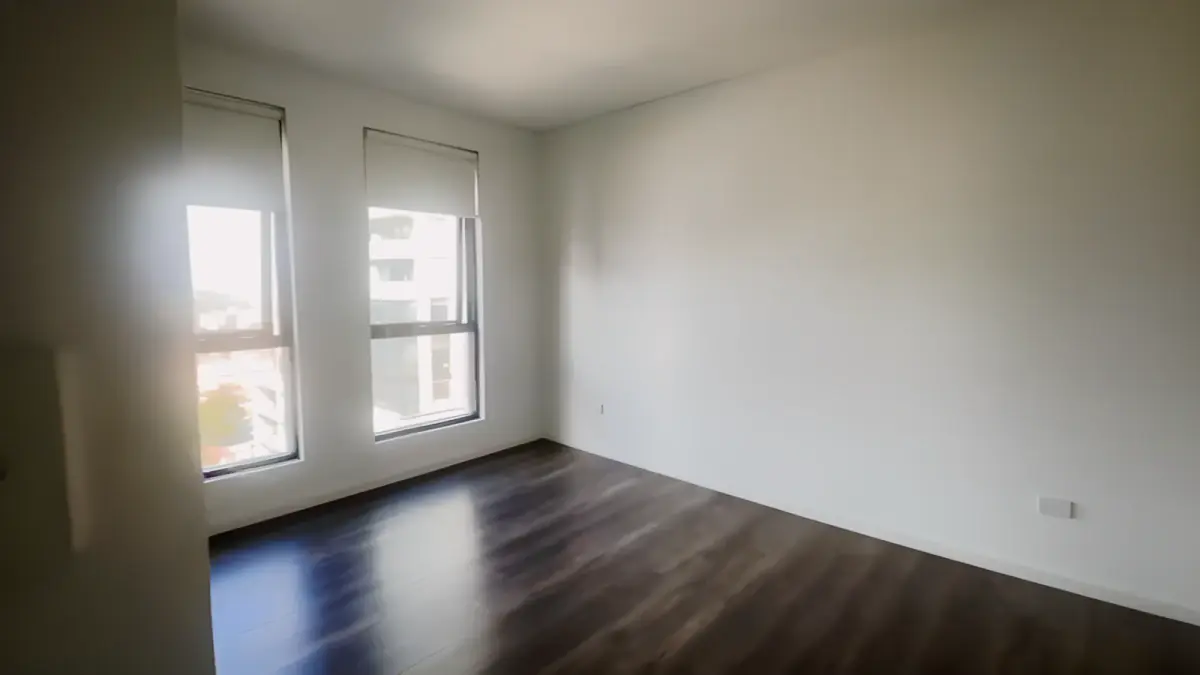 2 bed 2 bath*level 17