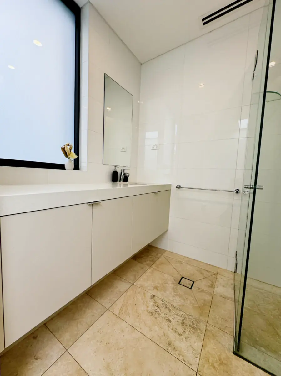 2 bed 2 bath