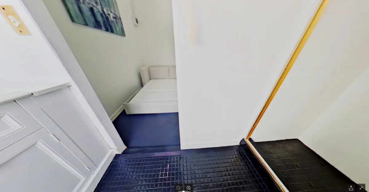 Room 7
