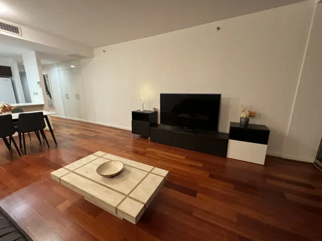 2 bed 2 bath