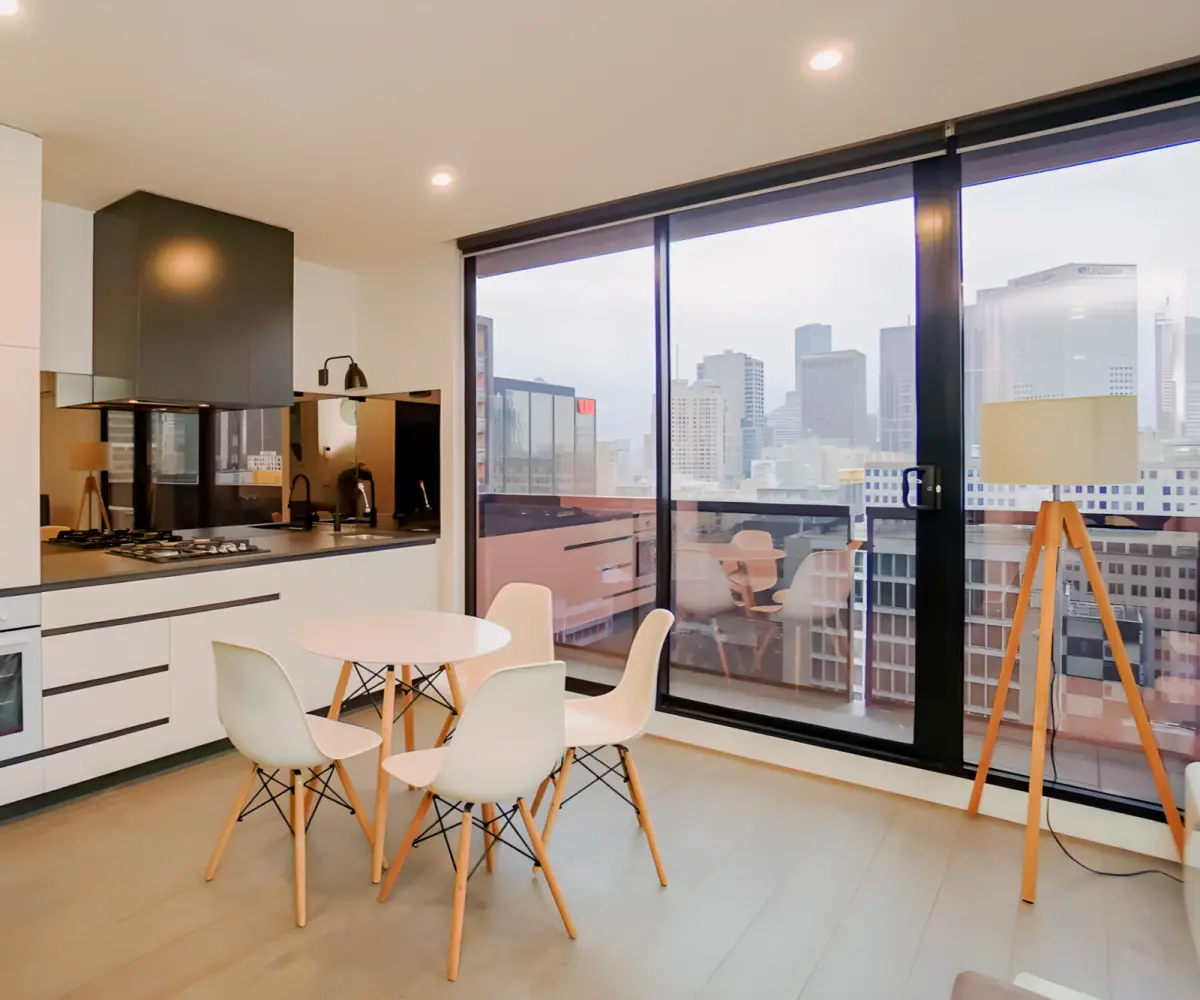 2 Rooms view 1