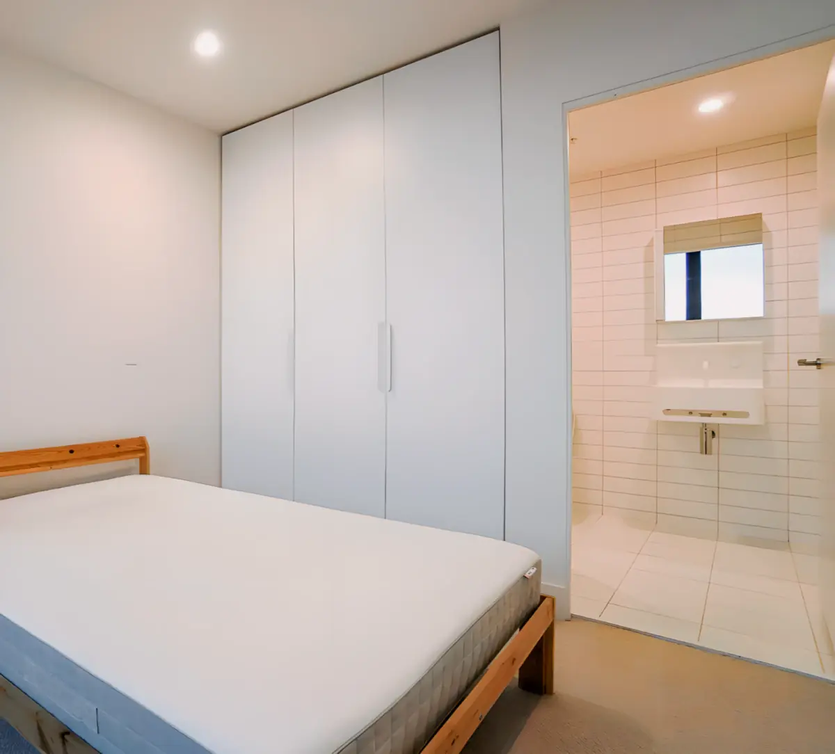 2 Bedroom