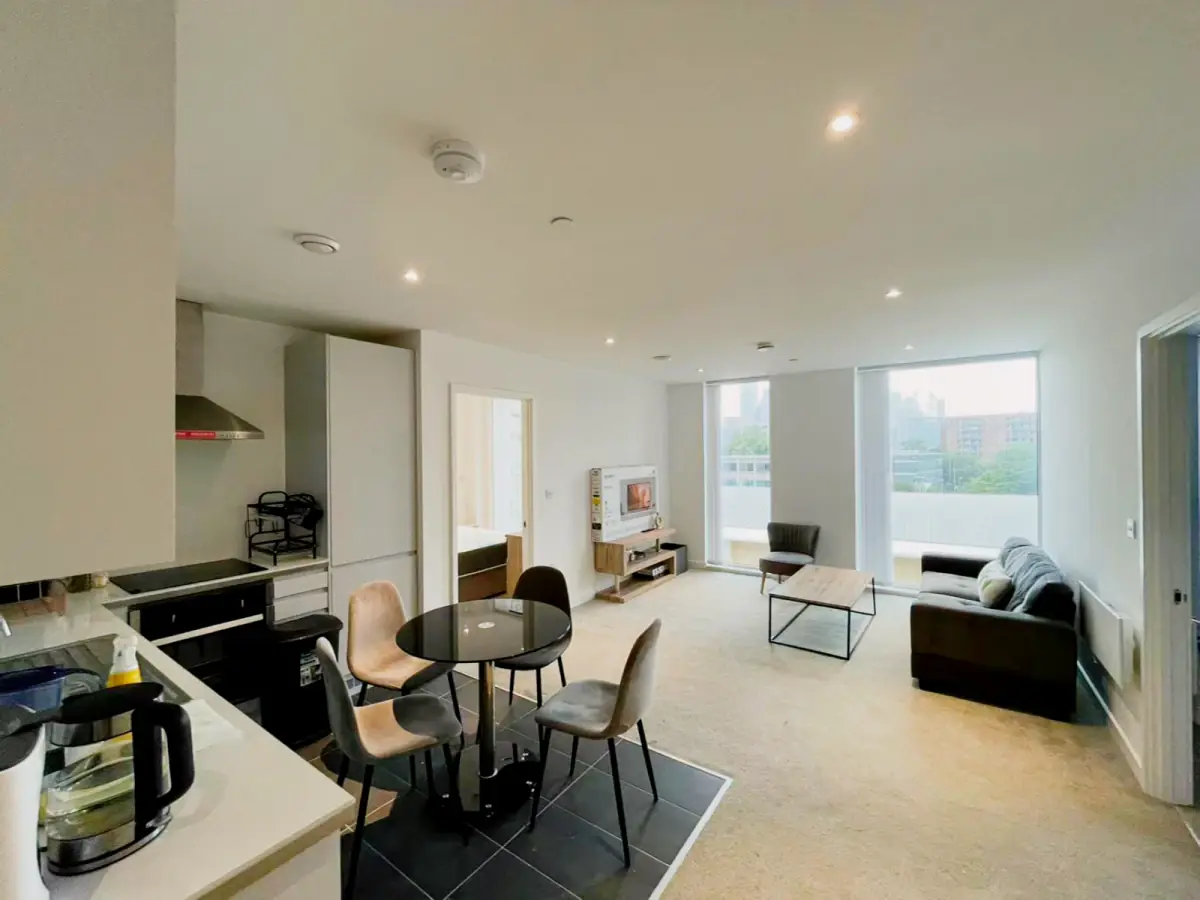 2 Bedrooms 2 bathroom