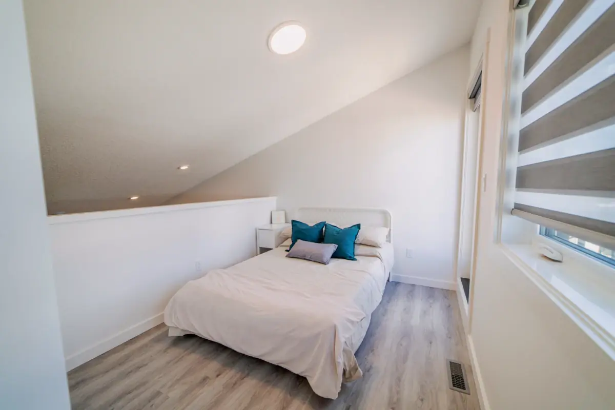 1 Bedroom-2231G Price Lane
