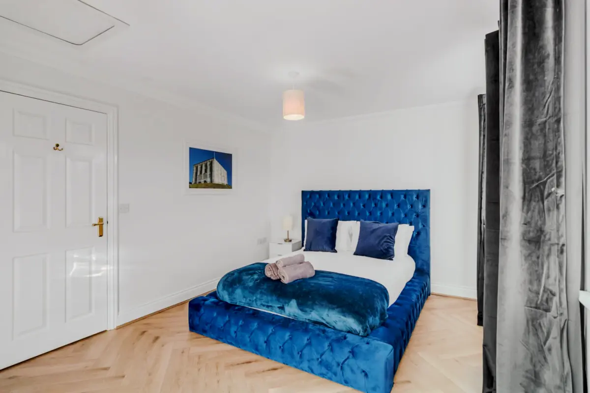 12 Pigg Lane