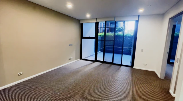 1 bed 1 bath*213