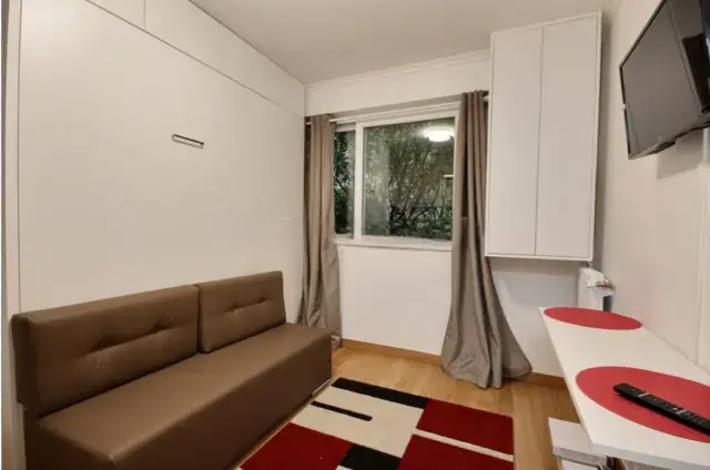 Charismatic studio in Croulebarbe