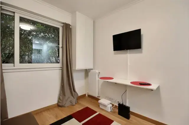 Charismatic studio in Croulebarbe