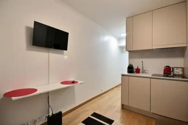 Charismatic studio in Croulebarbe