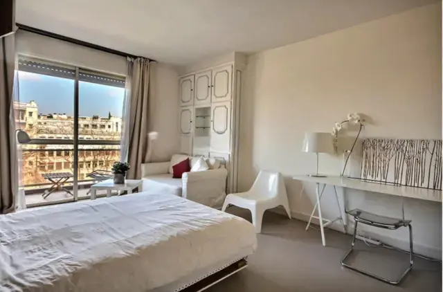Charming studio in Neuilly-sur-Seine