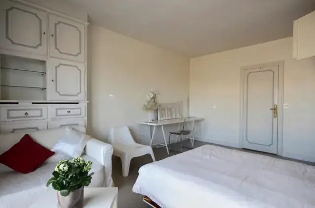 Charming studio in Neuilly-sur-Seine