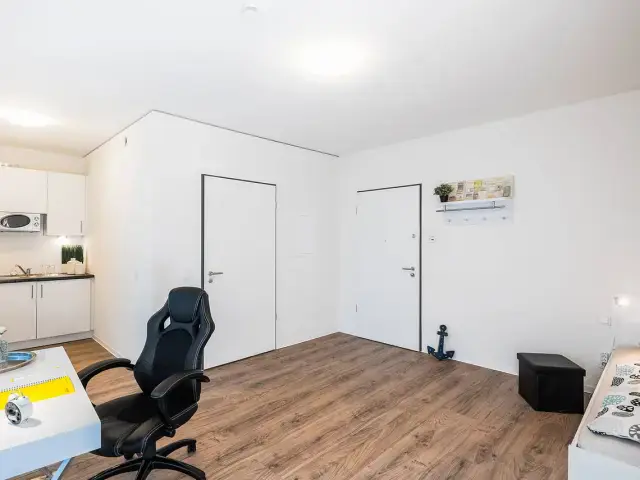 Studio Rooms view 4