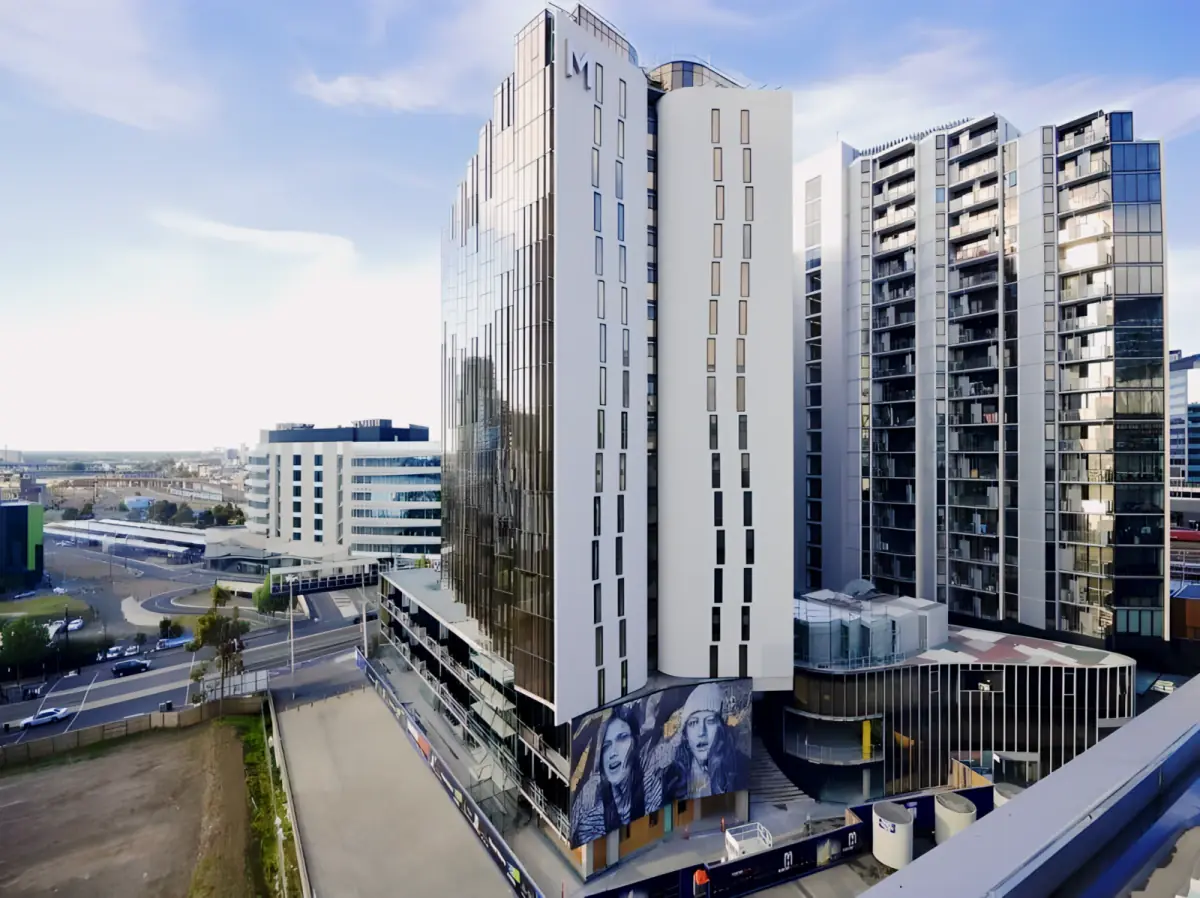 1902/677 La Trobe Street