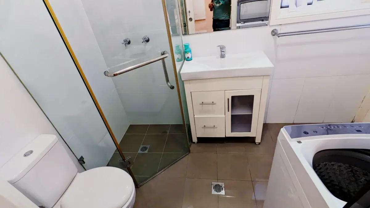 Private Rooms view 3