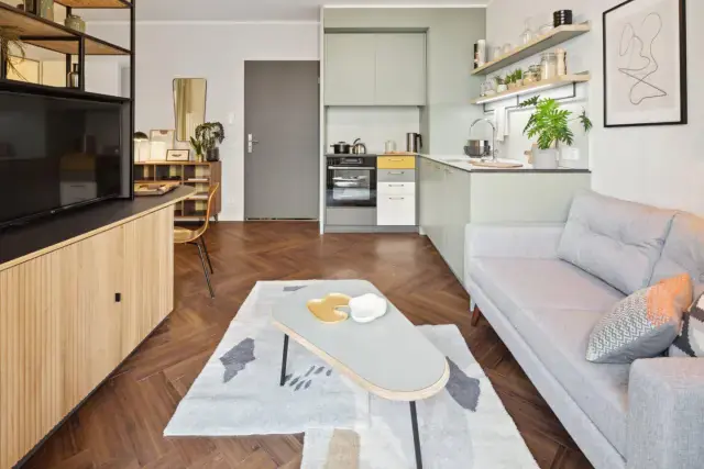 Stupendous studio with a balcony, near the Neukölln metro