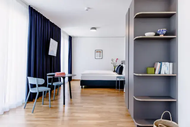 Executive Studio close to Moosach metro station