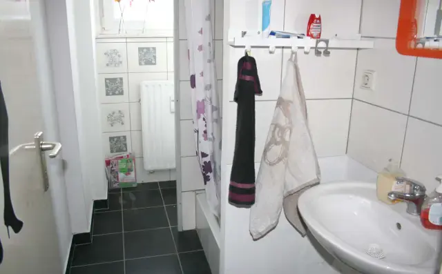 Zimmer in der Hauptstrasse B