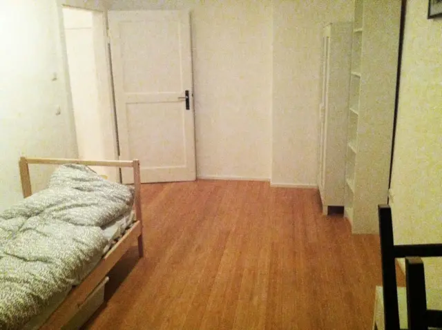 Zimmer in der Alfonsstrasse  a