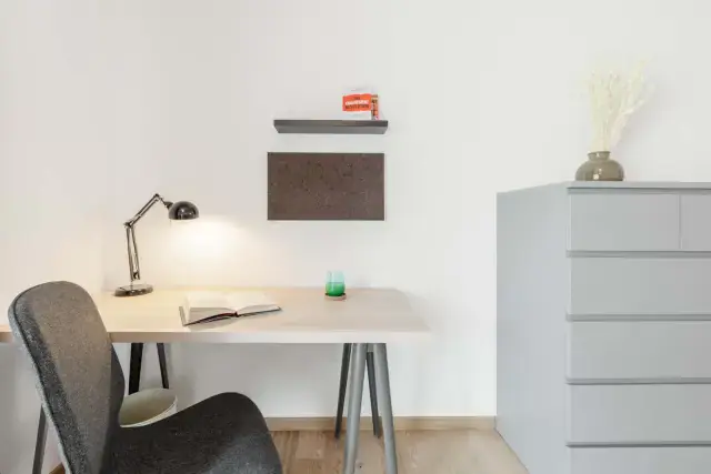 Room 1 Jumbo
