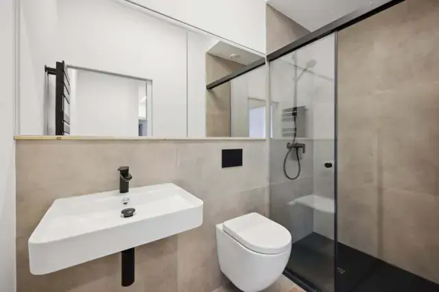 Zimmer Rooms view 2
