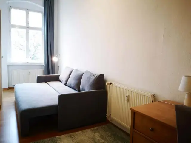 Private Room in 4 Room shared flat in Friedrichschain